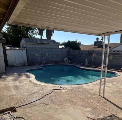 4110 Springhill Avenue, Las Vegas, NV 89121