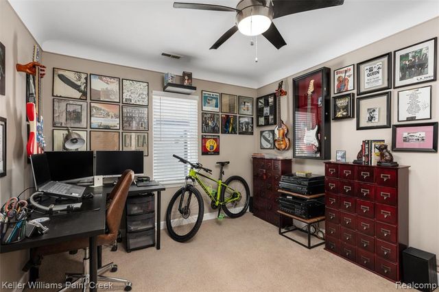 22417 Maple Street, Saint Clair Shores, MI 48081