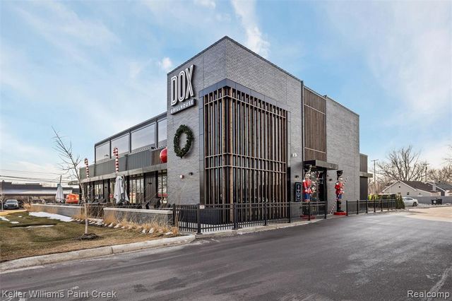 22417 Maple Street, Saint Clair Shores, MI 48081