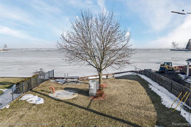 22417 Maple Street, Saint Clair Shores, MI 48081