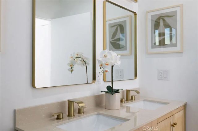 1544 W 215th Street, Torrance, CA 90501