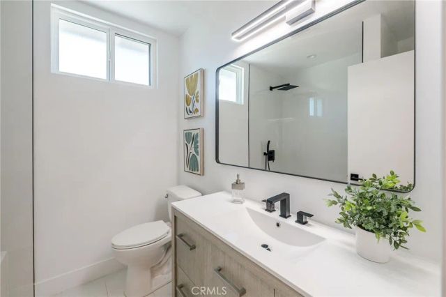 1544 W 215th Street, Torrance, CA 90501