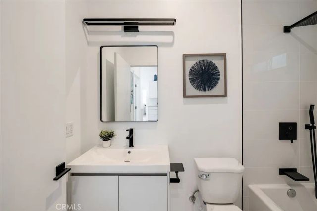 1544 W 215th Street, Torrance, CA 90501