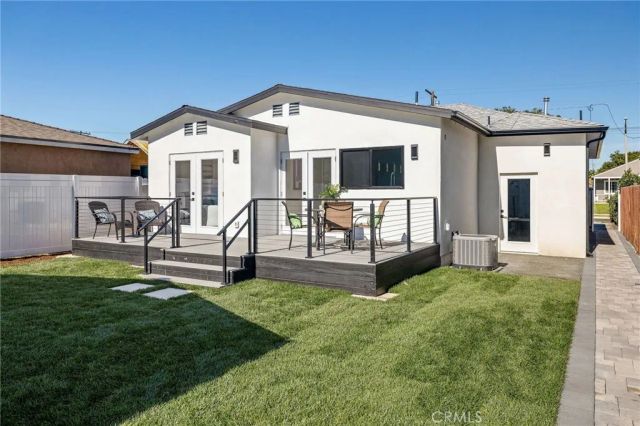 1544 W 215th Street, Torrance, CA 90501