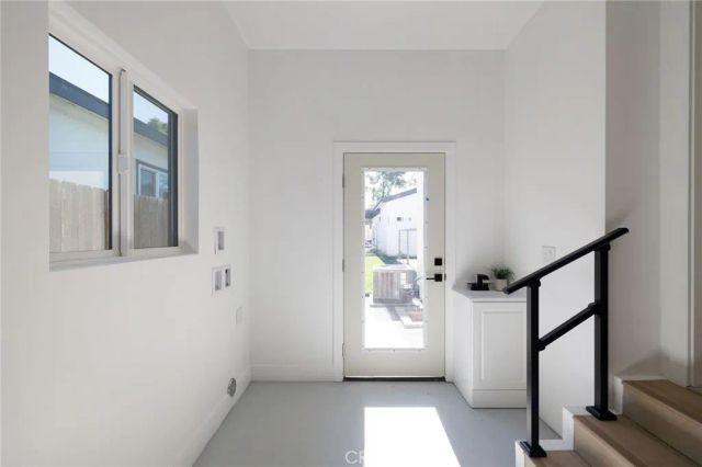 1544 W 215th Street, Torrance, CA 90501