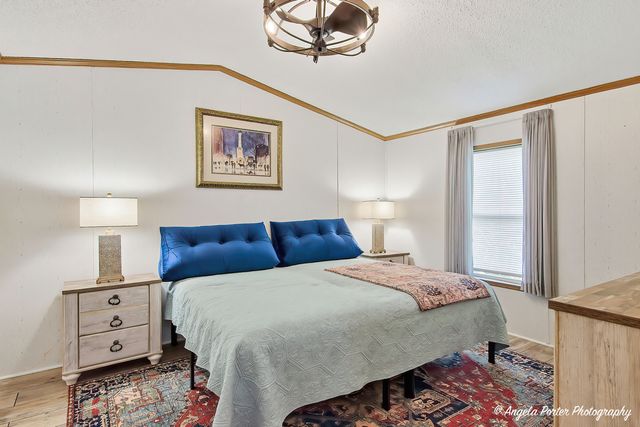 240 Whitney Road 13, Lake Zurich, IL 60047