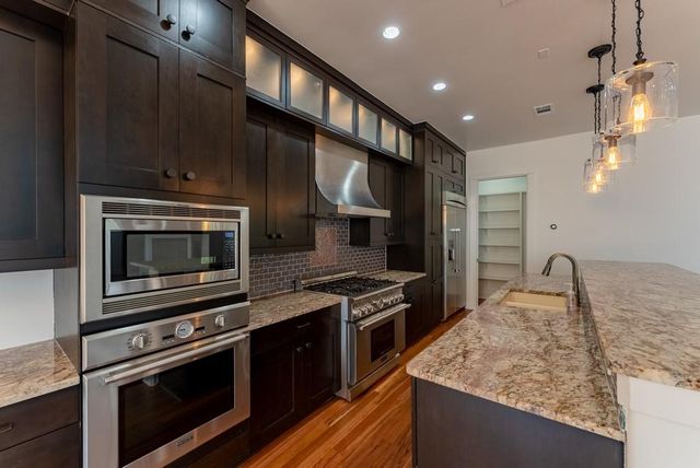 716 Post Oak ST, Austin, TX 78704