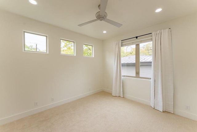 716 Post Oak ST, Austin, TX 78704