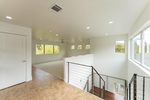 716 Post Oak ST, Austin, TX 78704