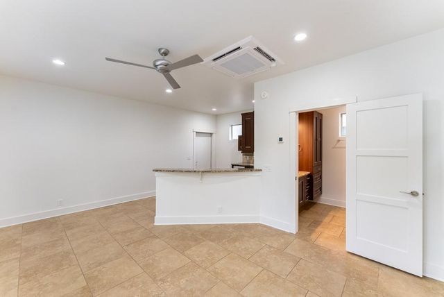 716 Post Oak ST, Austin, TX 78704