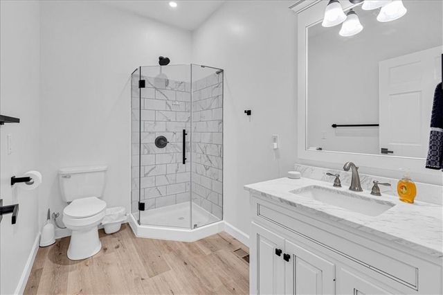 19180 B Highway, Richmond, MO 64085
