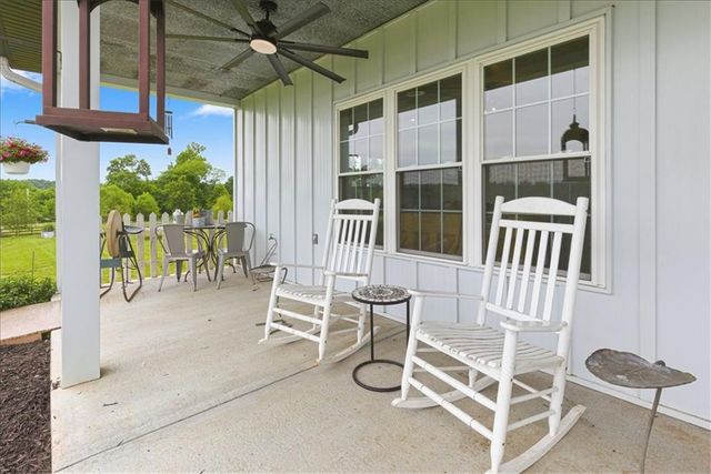 19180 B Highway, Richmond, MO 64085