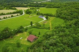 19180 B Highway, Richmond, MO 64085