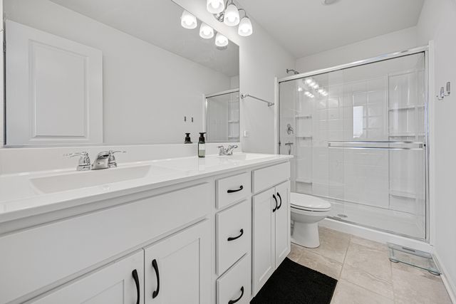 2317 Alumni Drive, Schaumburg, IL 60173