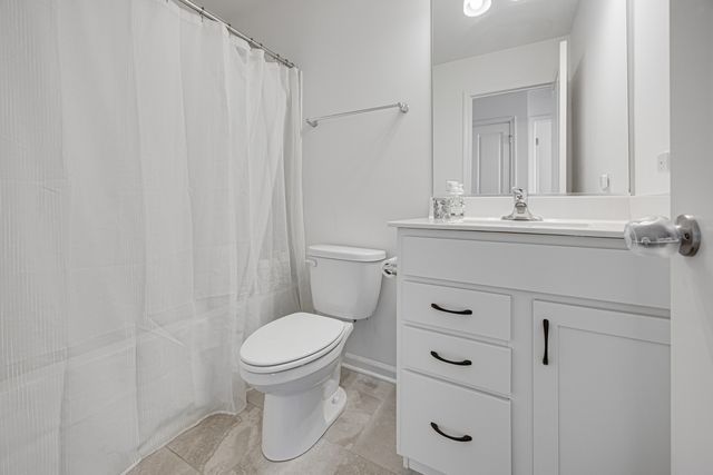 2317 Alumni Drive, Schaumburg, IL 60173