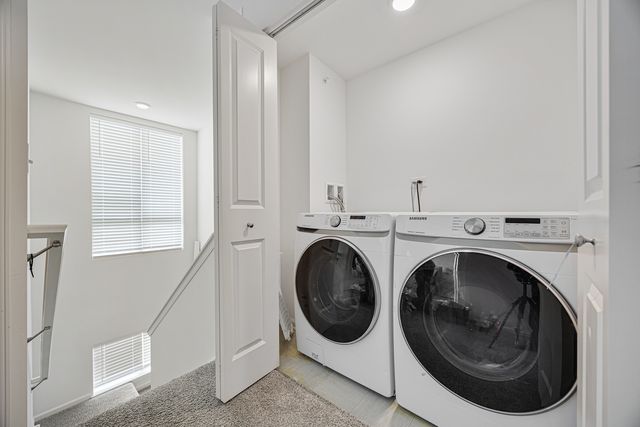 2317 Alumni Drive, Schaumburg, IL 60173