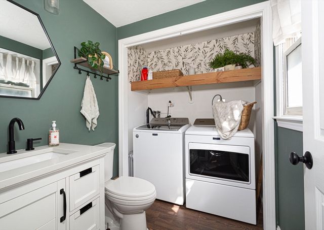 14 Wasilla Dr, Leicester, MA 01542