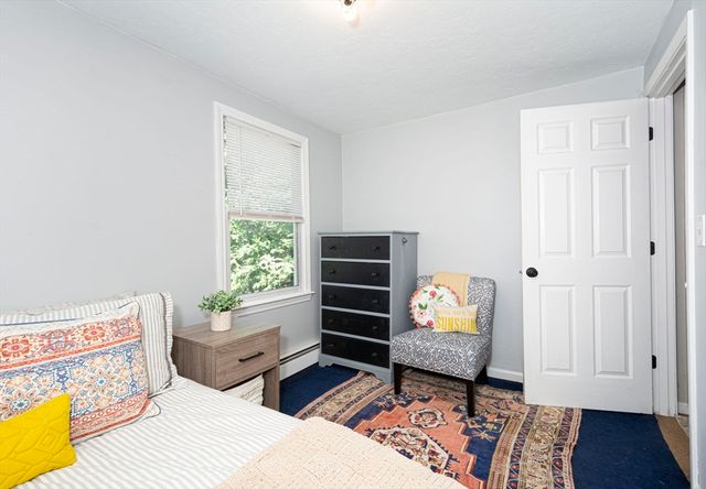 14 Wasilla Dr, Leicester, MA 01542