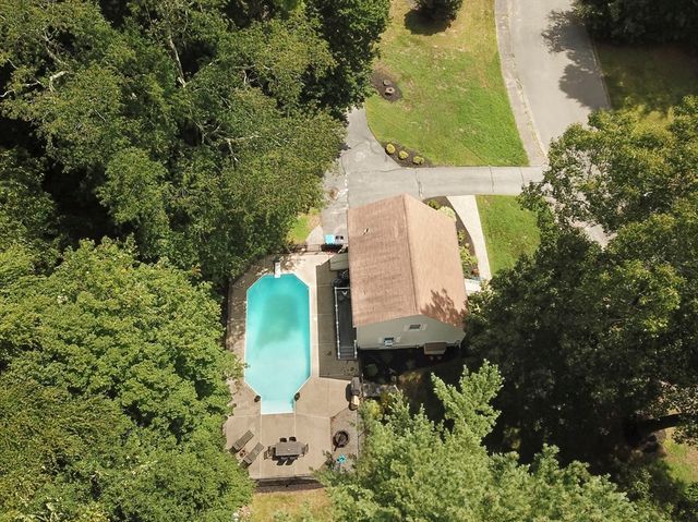 14 Wasilla Dr, Leicester, MA 01542