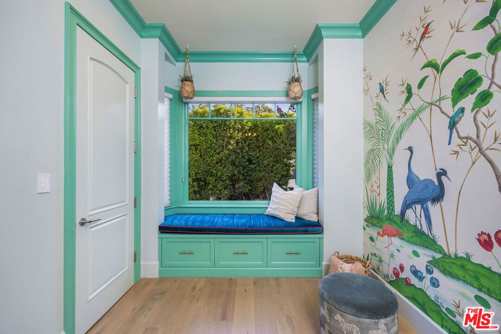 Image 20 of property listing at 6227 W 5th Street, Los Angeles, CA 90048