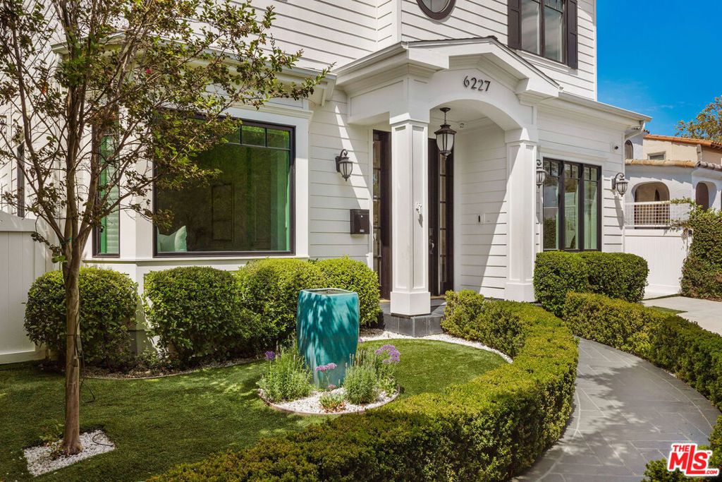 Image 5 of property listing at 6227 W 5th Street, Los Angeles, CA 90048