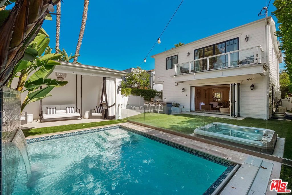 Image 54 of property listing at 6227 W 5th Street, Los Angeles, CA 90048