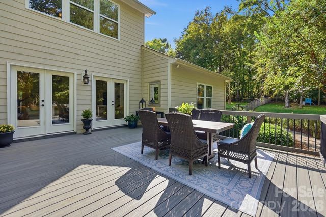 1205 Crofton Drive, Waxhaw, NC 28173