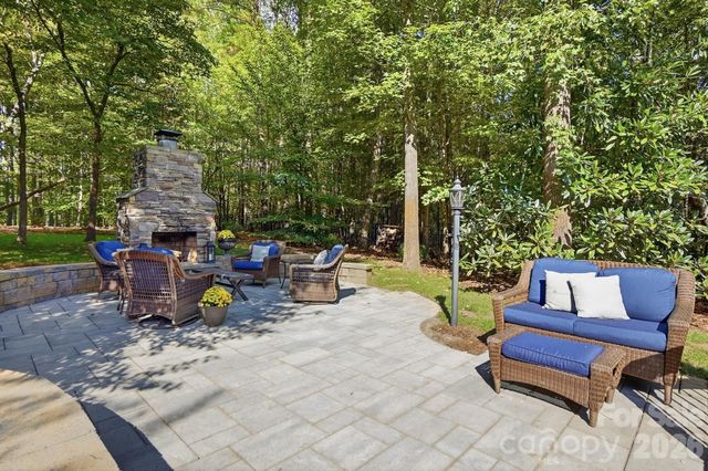 1205 Crofton Drive, Waxhaw, NC 28173
