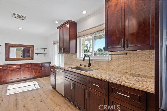 10215 Casaba, Chatsworth (los Angeles), CA 91311