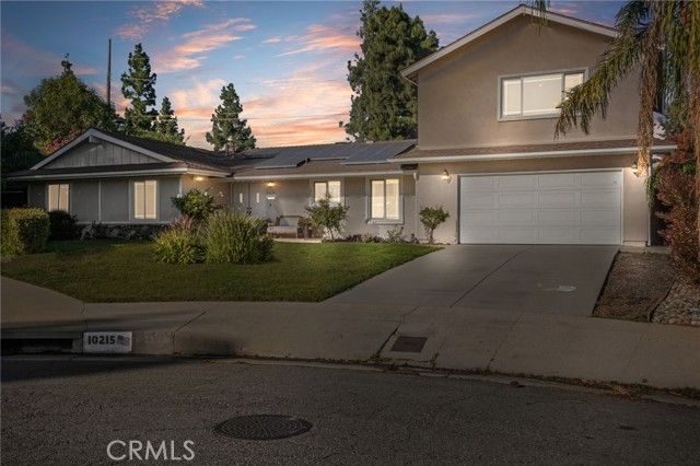 10215 Casaba, Chatsworth (los Angeles), CA 91311