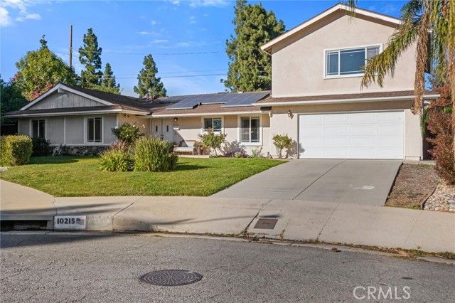 10215 Casaba, Chatsworth (los Angeles), CA 91311