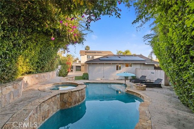 10215 Casaba, Chatsworth (los Angeles), CA 91311