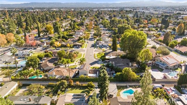 10215 Casaba, Chatsworth (los Angeles), CA 91311