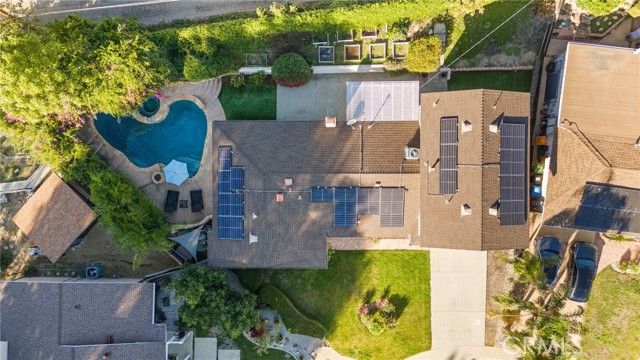 10215 Casaba, Chatsworth (los Angeles), CA 91311