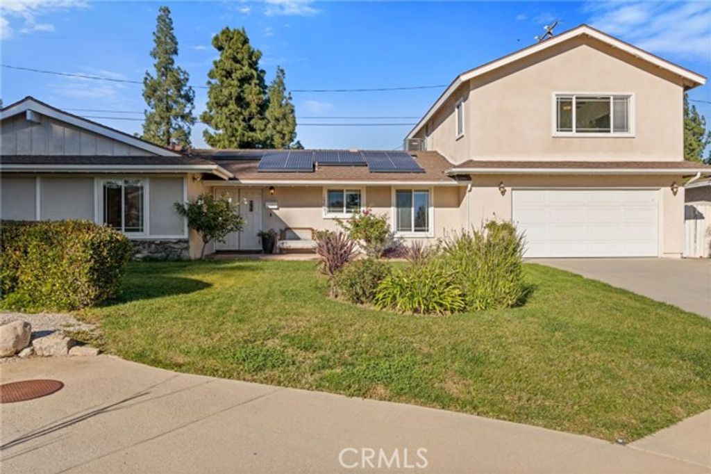 10215 Casaba, Chatsworth (los Angeles), CA 91311