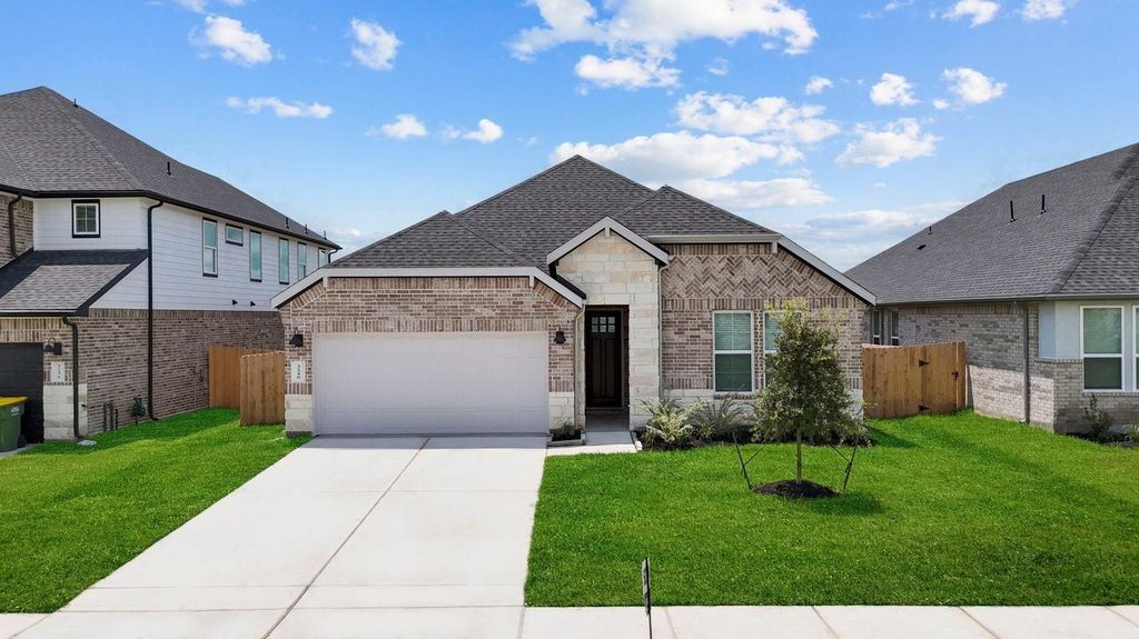 14319 Lido Shine Lane, Texas City, TX 77539