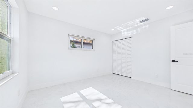 1778 NEW HAMPSHIRE AVENUE NE, St Petersburg, FL 33703