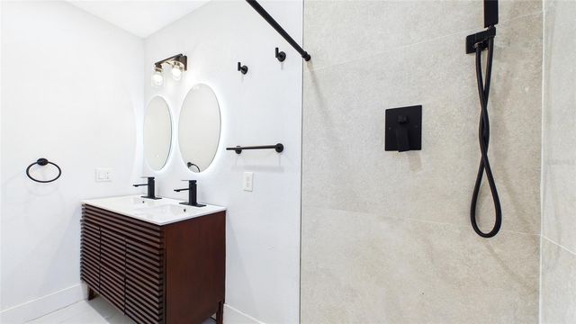 1778 NEW HAMPSHIRE AVENUE NE, St Petersburg, FL 33703