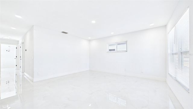 1778 NEW HAMPSHIRE AVENUE NE, St Petersburg, FL 33703