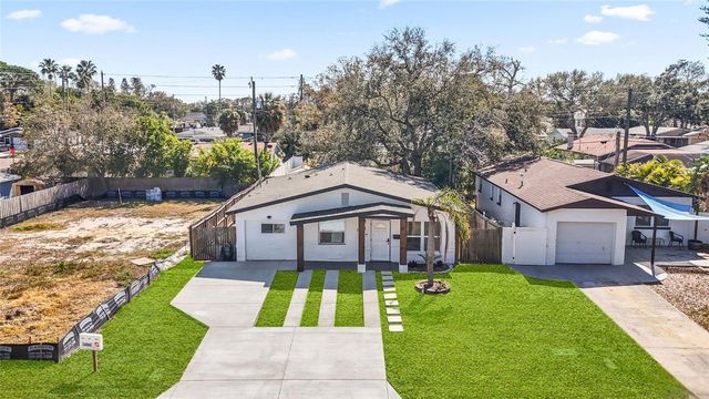 1778 NEW HAMPSHIRE AVENUE NE, St Petersburg, FL 33703