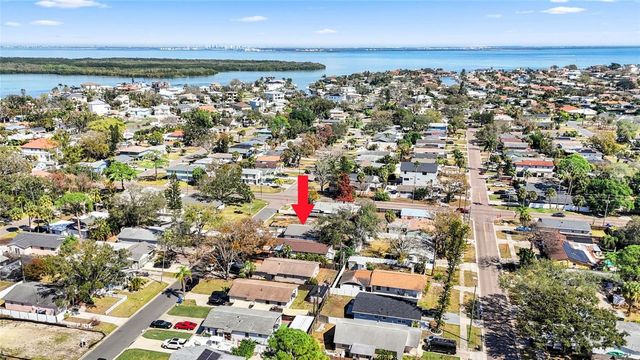1778 NEW HAMPSHIRE AVENUE NE, St Petersburg, FL 33703