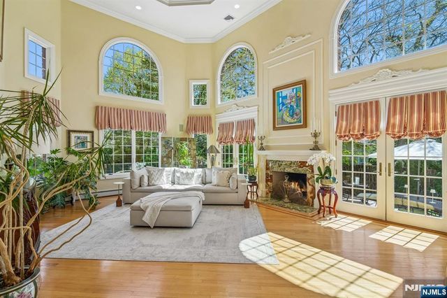 7 Jean Drive, Englewood Cliffs, NJ 07632