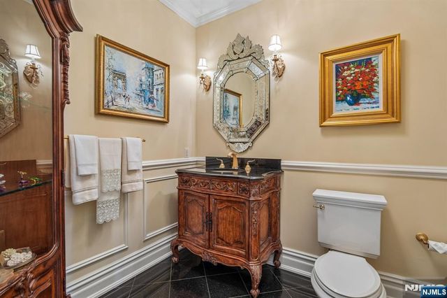 7 Jean Drive, Englewood Cliffs, NJ 07632