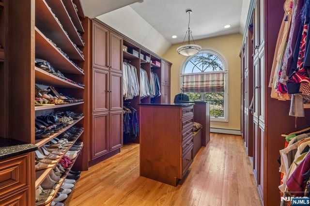 7 Jean Drive, Englewood Cliffs, NJ 07632