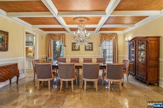 7 Jean Drive, Englewood Cliffs, NJ 07632