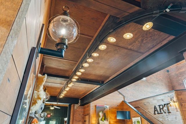 26 Howland St, Plymouth, MA 02360