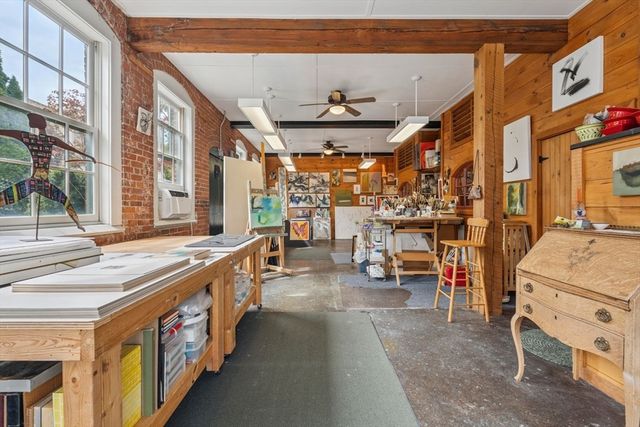 26 Howland St, Plymouth, MA 02360