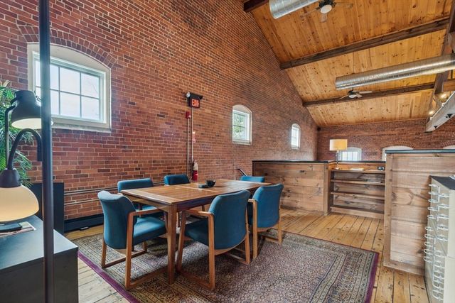 26 Howland St, Plymouth, MA 02360