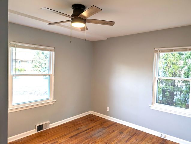 1106 N Main Street, Naperville, IL 60563