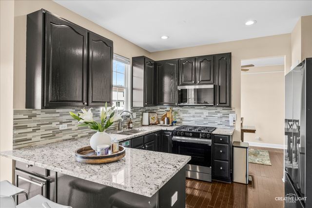 1445 Waterside Drive, Bolingbrook, IL 60490